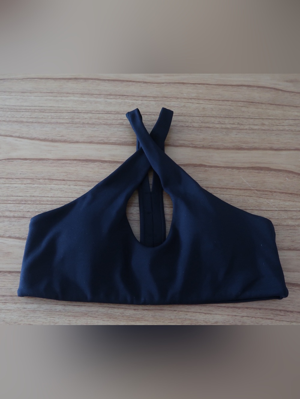 CSB x Iluvsarahii Sports Bra, Cross-neck detail